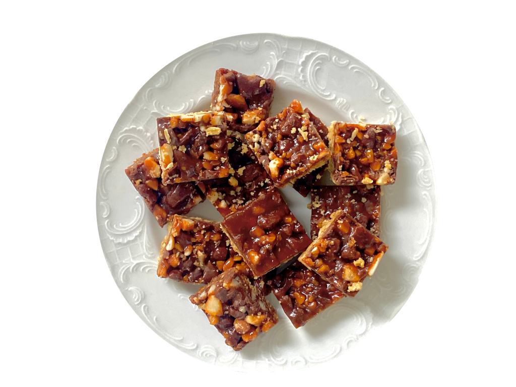 Barras de chocolate, caramelo y nuez