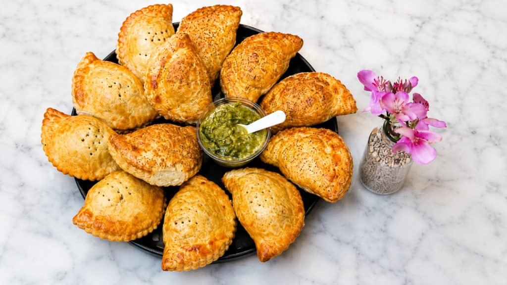 Combo Mundialista 6 empanadas horneadas de pollo + 6 empanadas horneadas de carne